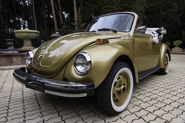 volkswagen-beetle-descapotable-dorado-1979-alquiler-de-coches-para-bodas-eventos-y-rodajes-en-alicante-portada