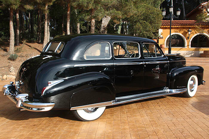 alquiler de cadillac deville sedan negro 1947 bodas eventos rodajes jj dluxe cars alicante