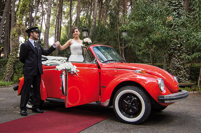 alquiler de escarabajo volkswagen beetle rojo 1973 en alicante coches clasicos antiguos vintage bodas eventos rodajes alicante jjdluxe cars